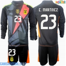 Camisa de time de futebol Argentina Emiliano Martinez #23 Goleiro Replicas 1º Equipamento Infantil Copa America 2024 Manga Comprida (+ Calças curtas)